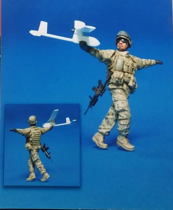 1:35 Смоляная модель солдатского беспилотника армии США Soldier Of The Требуется набор для сборки модели для рисования вручную